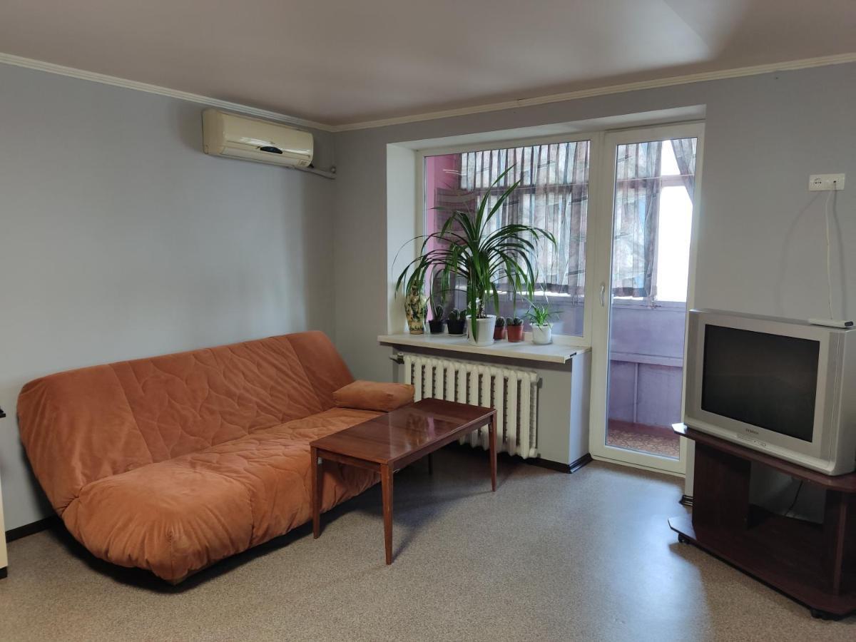 Проспект Миру 35 Apartment Kryvyi Rih Exterior photo