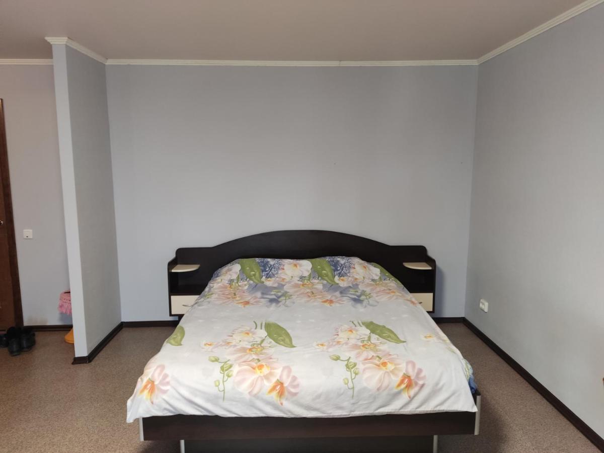 Проспект Миру 35 Apartment Kryvyi Rih Exterior photo